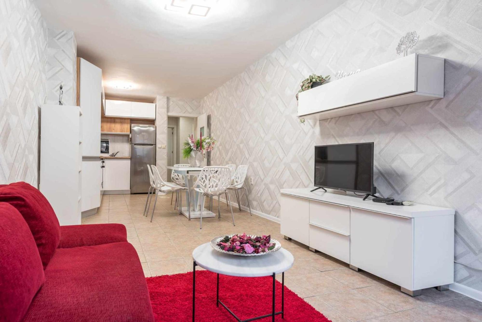 Red Velvet Apartment Varna Exteriör bild
